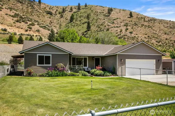 This 1-level home is only 14 years old and ready for its new owner!