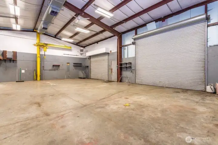 Commercial Grade Garage heated Wired, Plummed with Hoist