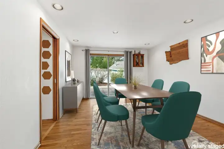 Dining room, virtually staged