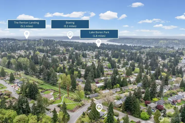 Ideally situated near Lake Boren Park, The Landing, and major employers like Boeing. A central location with quick access to work and recreation.
