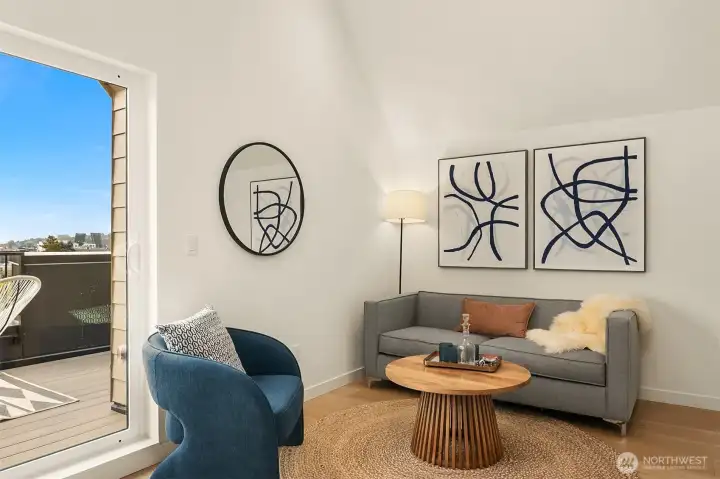 4th floor bonus room