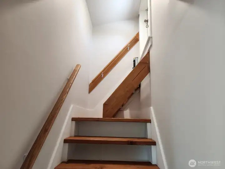 Stairs to upstairs deck