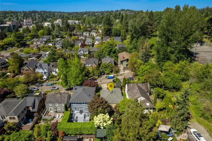 Literally 40 steps to your secret entrance right into Laurelhurst Park - can you hear the pickleball ping-pong calling your name?