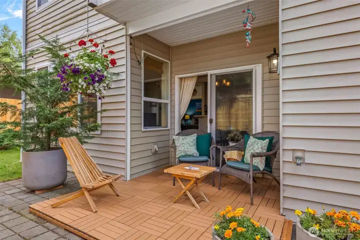 Cheerful patio to relax after a long day.