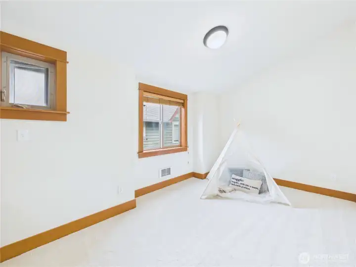 Secondary bedroom