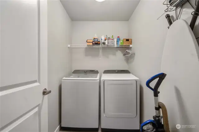 Upstairs utility room. Washer and dryer stay