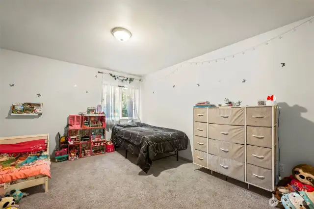 Bedroom 2, upstairs