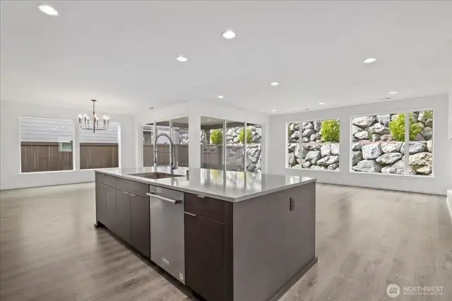 Kitchen with 10ft island seating 5