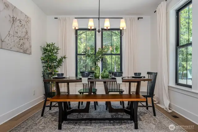 Turn your dining table AND light fixture to a vertical position to fit a longer table as needed. Such a lovely option to accommodate a larger group!