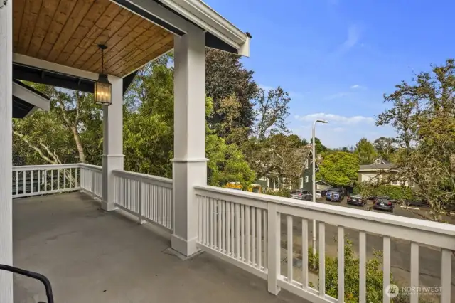 Large partially covered primary bedroom balcony/porch.