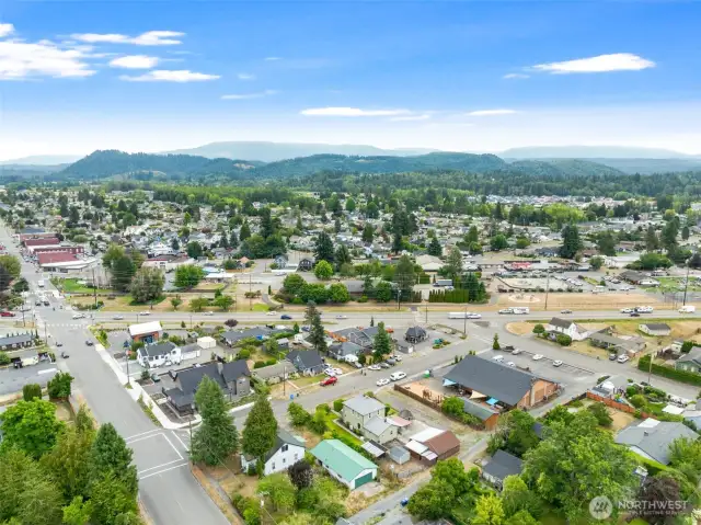 Close by are parks, trails, and restaurants.