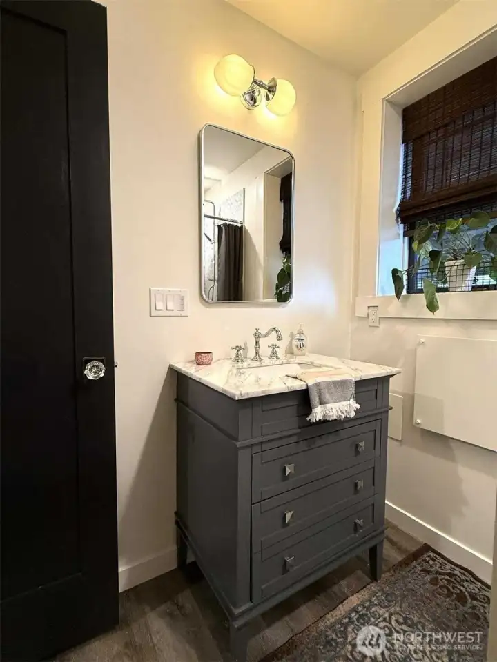 Guest house .5 bath