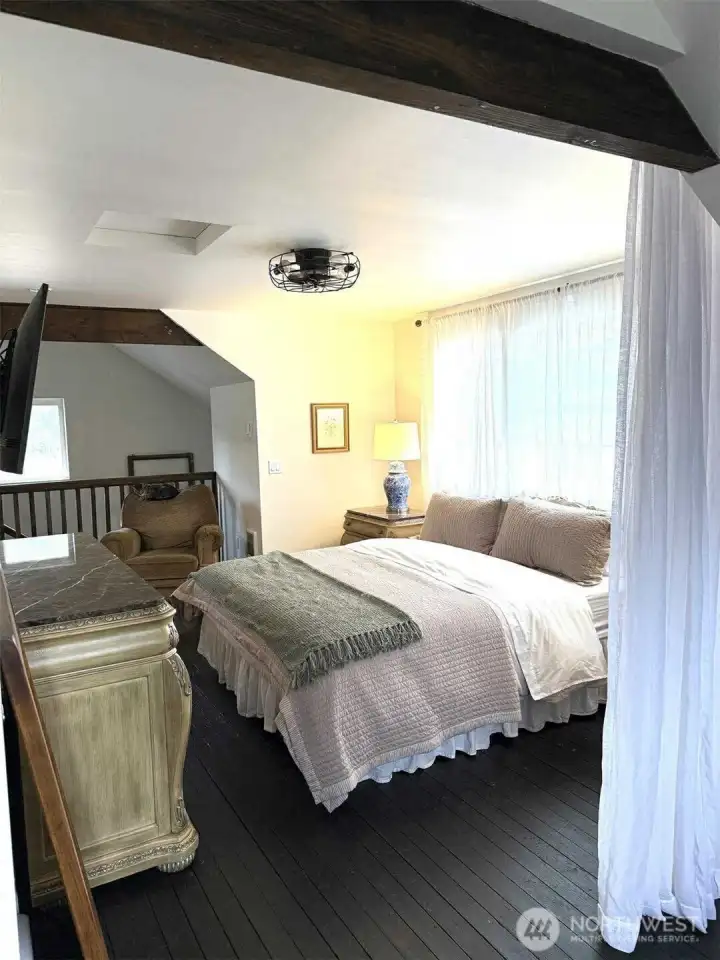Guest house bedroom