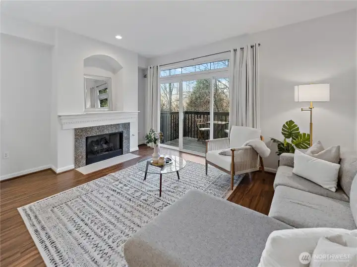 Welcome to Lochshire in Kirkland’s sought-after North Rose Hill neighborhood.