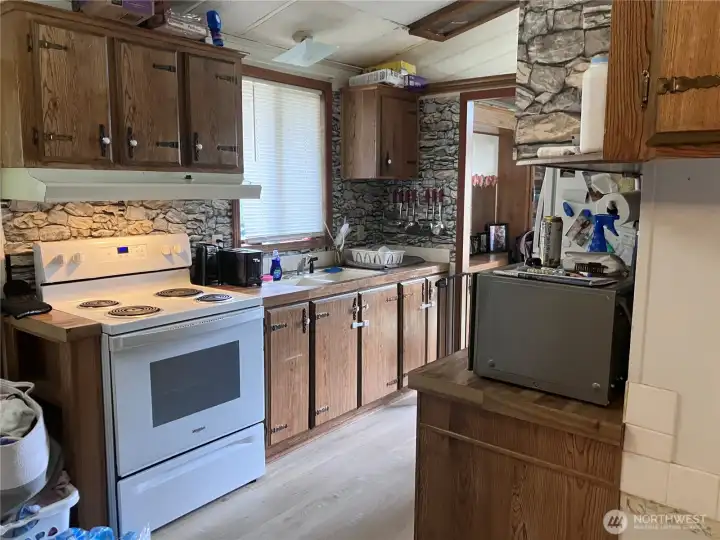kitchen kitchen