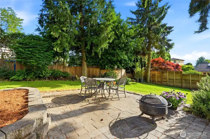 Peaceful backyard & patio.