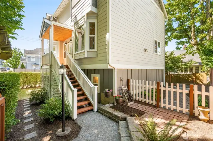 Low maintenance front yard