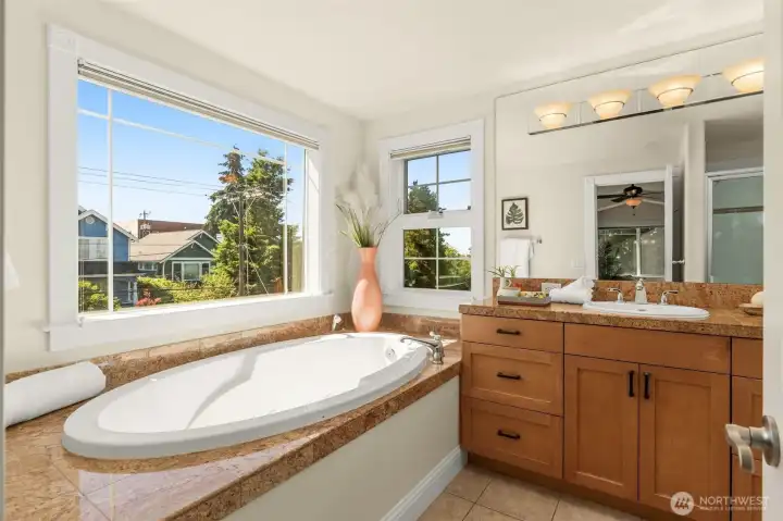 Large soaking tub in the primary suite