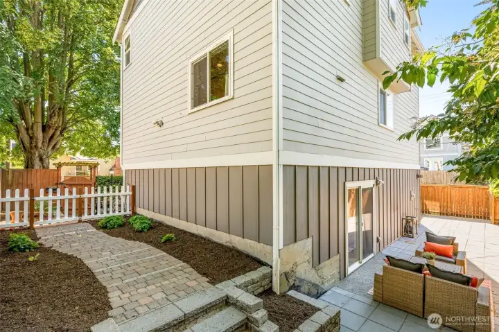 Low maintenance side and backyard