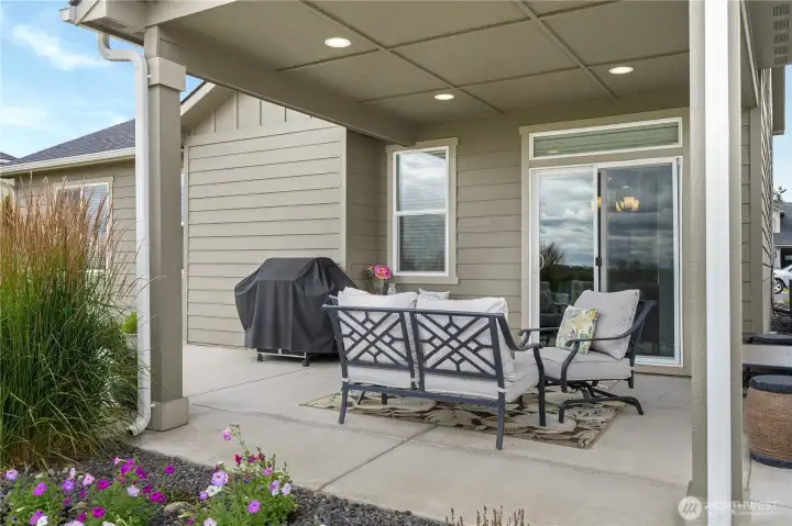 Backyard positioned along The Links at Moses Pointe Golf Course.