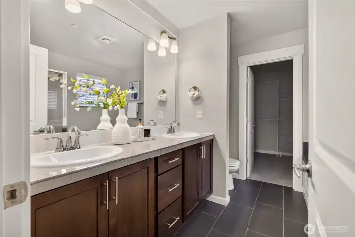 PRIMARY BATH PRIMARY BATH