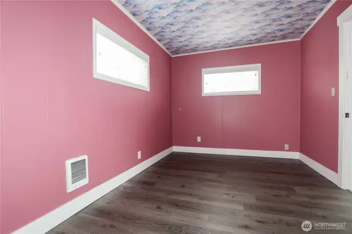 Bedroom 3 of 3 Bedroom 3 of 3
