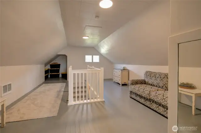 Bonus room, cont.