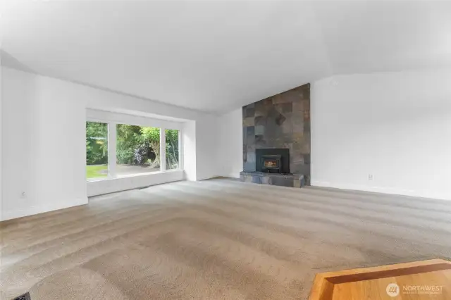 ~Spacious Living Room with Wood Burning Fireplace~