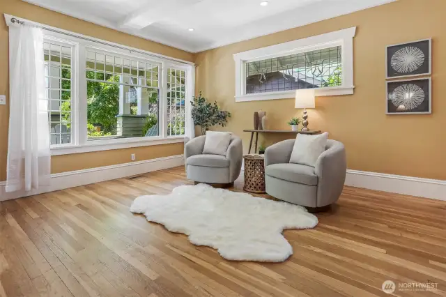 Light-filled, spacious, and gracious—an ideal setting for everyday living