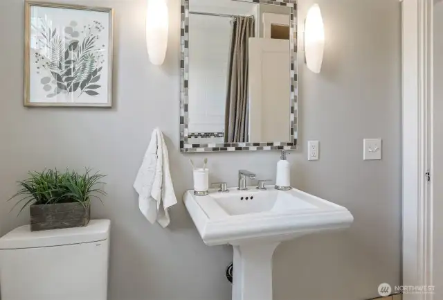 Main floor full bathroom.