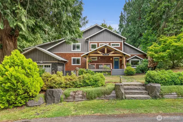 Gorgeous PNW architecture!