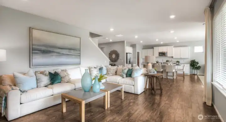 Photos are a representation of the home.