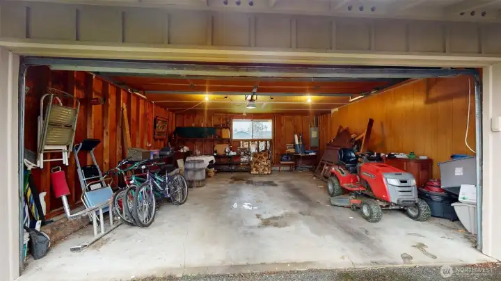 2 Car Garage