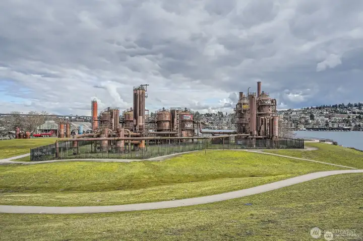 Walk to Gas Works Park