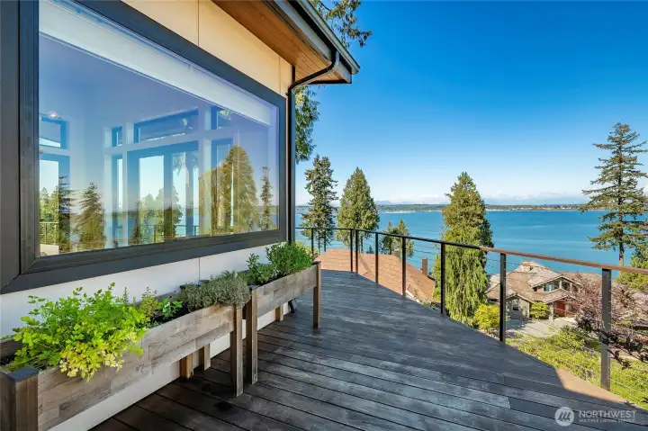 East end of the deck