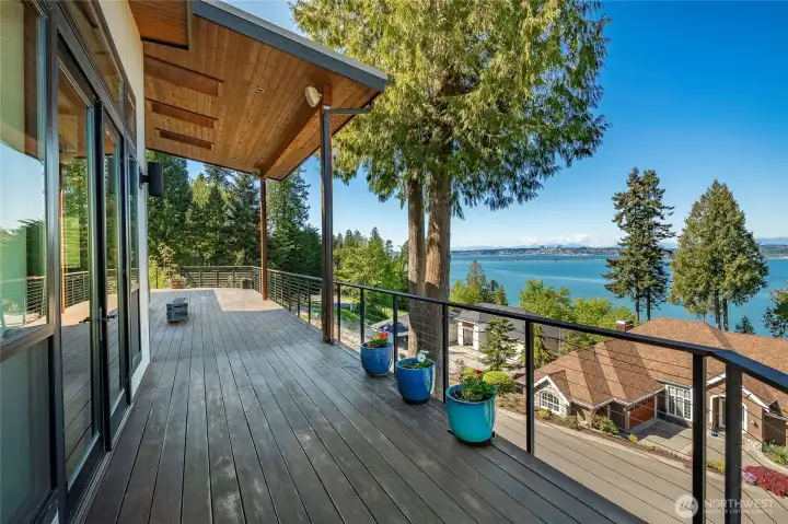 Massive wraparound deck