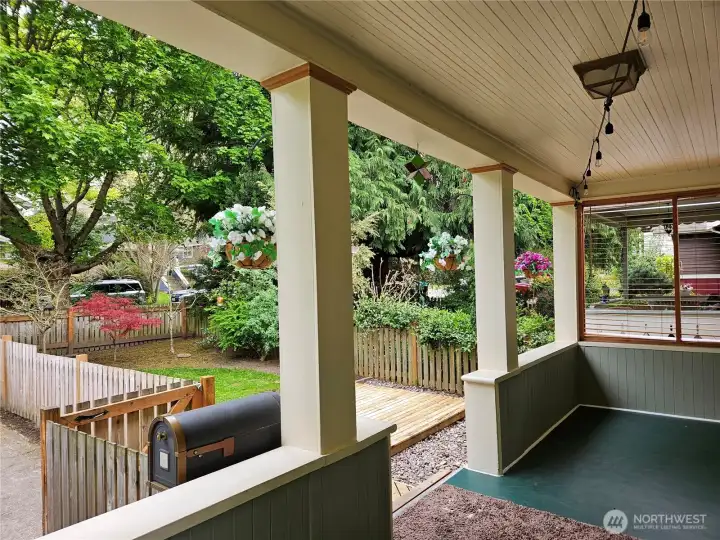 Front Deck with privacy shade and fencing