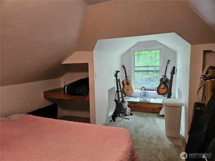 Dormered upstairs with closet