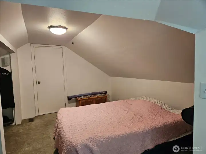 Dormered upstairs with closet