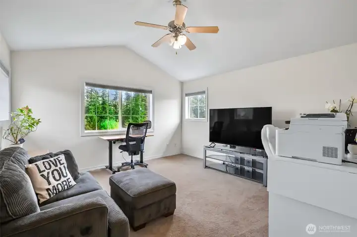 Bonus room/ flex room, exercise room or den!!  The possibilities are endless what you can do with this room.  Even has a view of the cound and Mount Baker