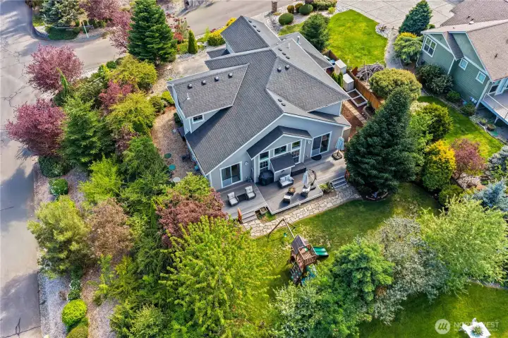 Mature landscaping to offers you privacy in your backyard