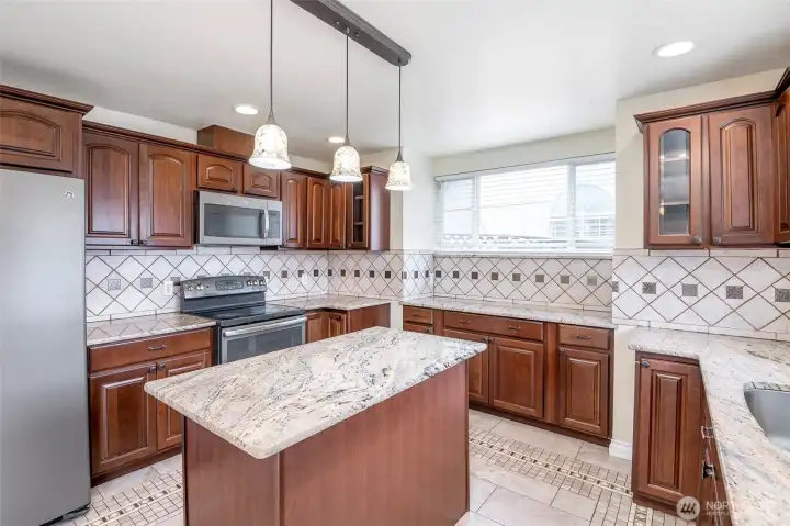 Extra Counter space everywhere