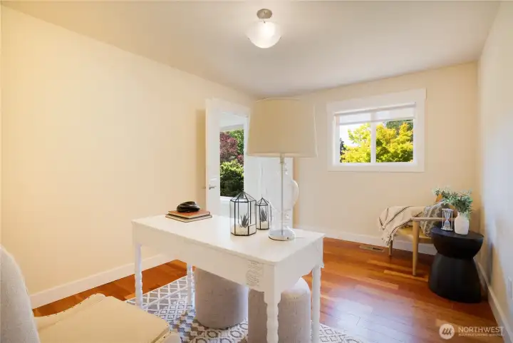 spacious office or flex space