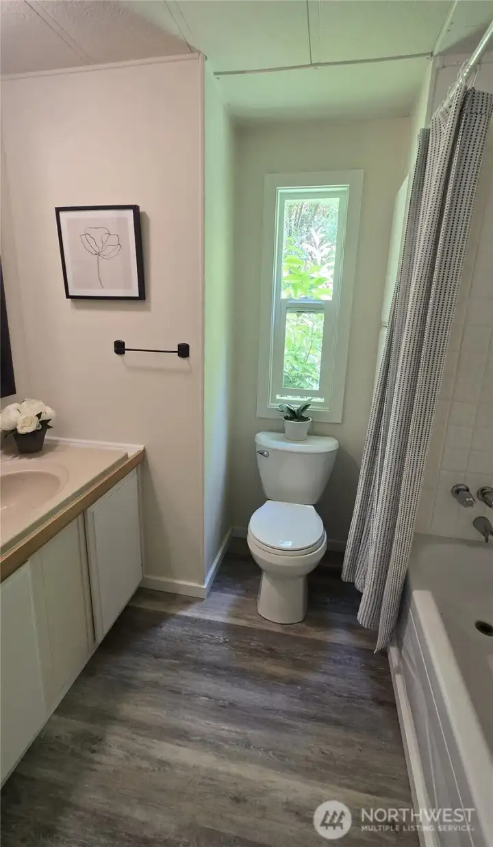 Clean and updated bathroom