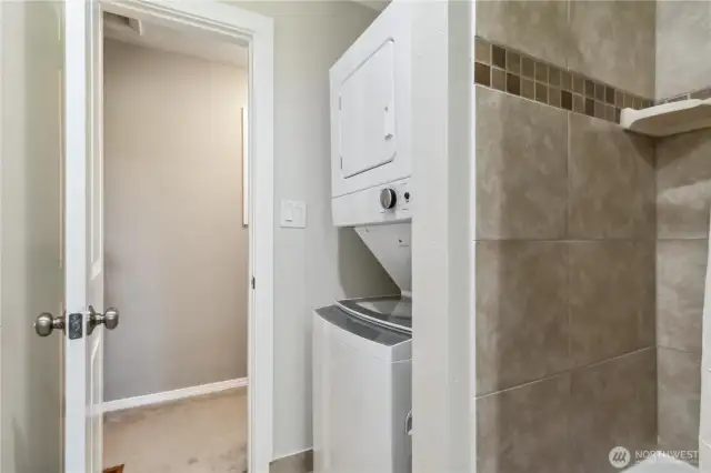 Updated Full Bathroom New Stackable w/d