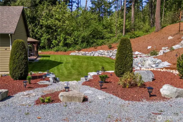 Beautiful side yard.