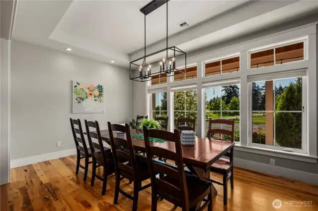 Spacious dinning area.