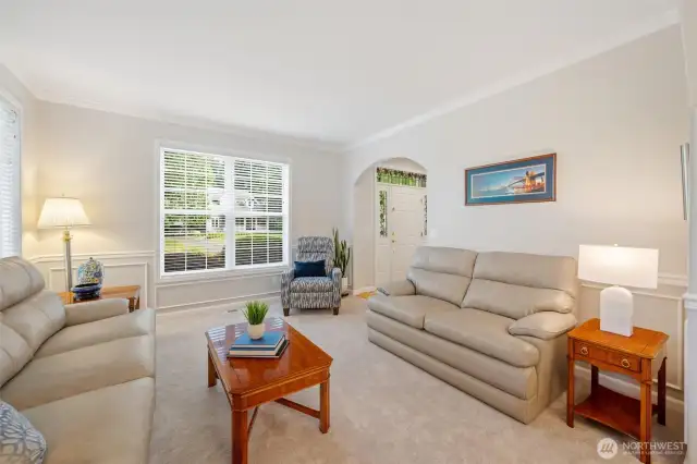 Living area off the entry. so lovely.