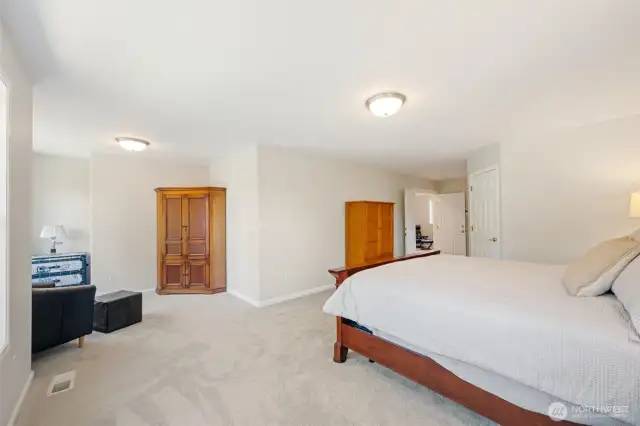 4th bedroom also spacious and lovely.