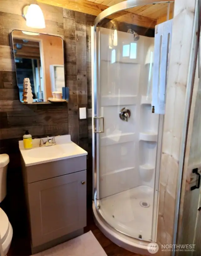 Outstanding Tiny House also on the property - with lovely finishes, nice kitchen, open area/Living space, Loft Bedroom & 3/4 Bath.
